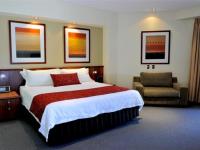 Crowne Plaza Alice Springs Lasseters image 8